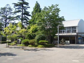 体育館方向
