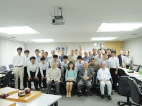 参加者全員で記念写真