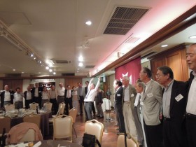 二宮元団長指揮校歌斉唱