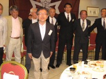 校歌斉唱　船戸幹事