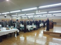 全員で校歌斉唱