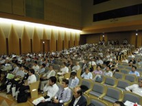 音楽ホールでの講演会