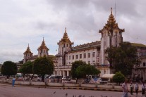 ヤンゴン（ミャンマー）