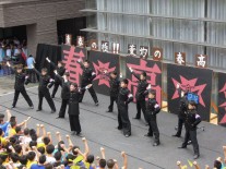 オープニングでの校歌