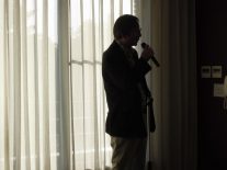 日向英実同窓会長