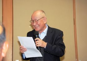 当会高橋副会長から囲碁部全国制覇の報告