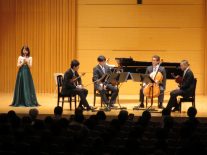 ピアノ高橋希さん