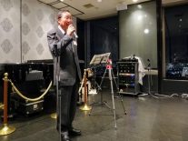 日向英実会長の挨拶