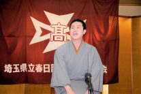 お弟子さんの三遊亭楽べえさん