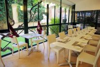 中庭に面する会場