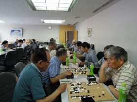 熱戦が続く対局