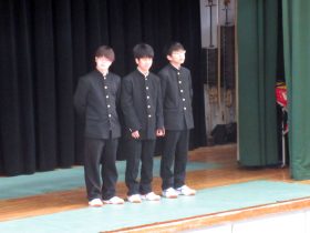 関東大会出場の囲碁部生徒