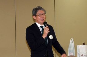 春日部高校同窓会長　種村隆久様　