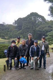 六義園